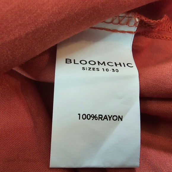 Bloomchic Dress Women's 1X Solid Contrast Lace Cold Shoulder Midi Coral NWT - Picture 6 of 10